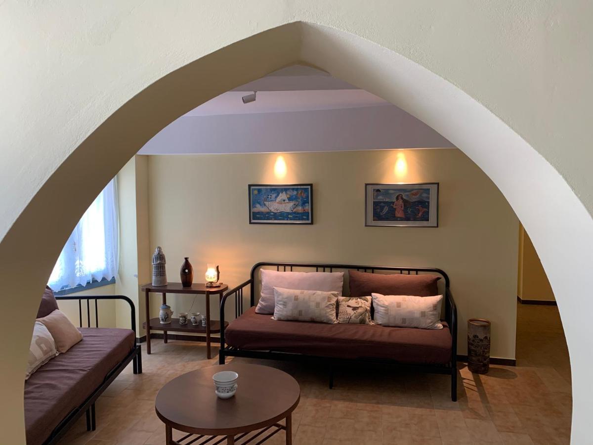 Captain'S House Plaka Milos Villa Dış mekan fotoğraf